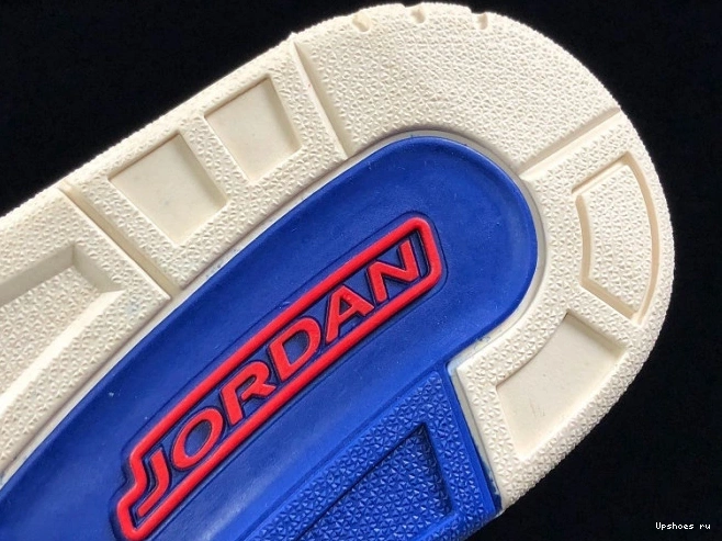 International 136064-140  Jordan Retro Flight 3 0403